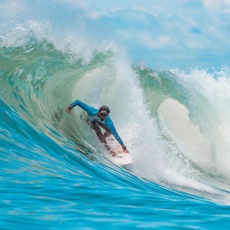 Surf Synergy All-Inclusive Surf Retreat Хако Екстер'єр фото