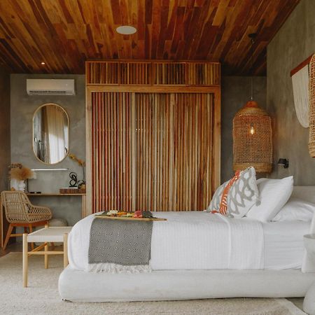 Surf Synergy All-Inclusive Surf Retreat Хако Екстер'єр фото