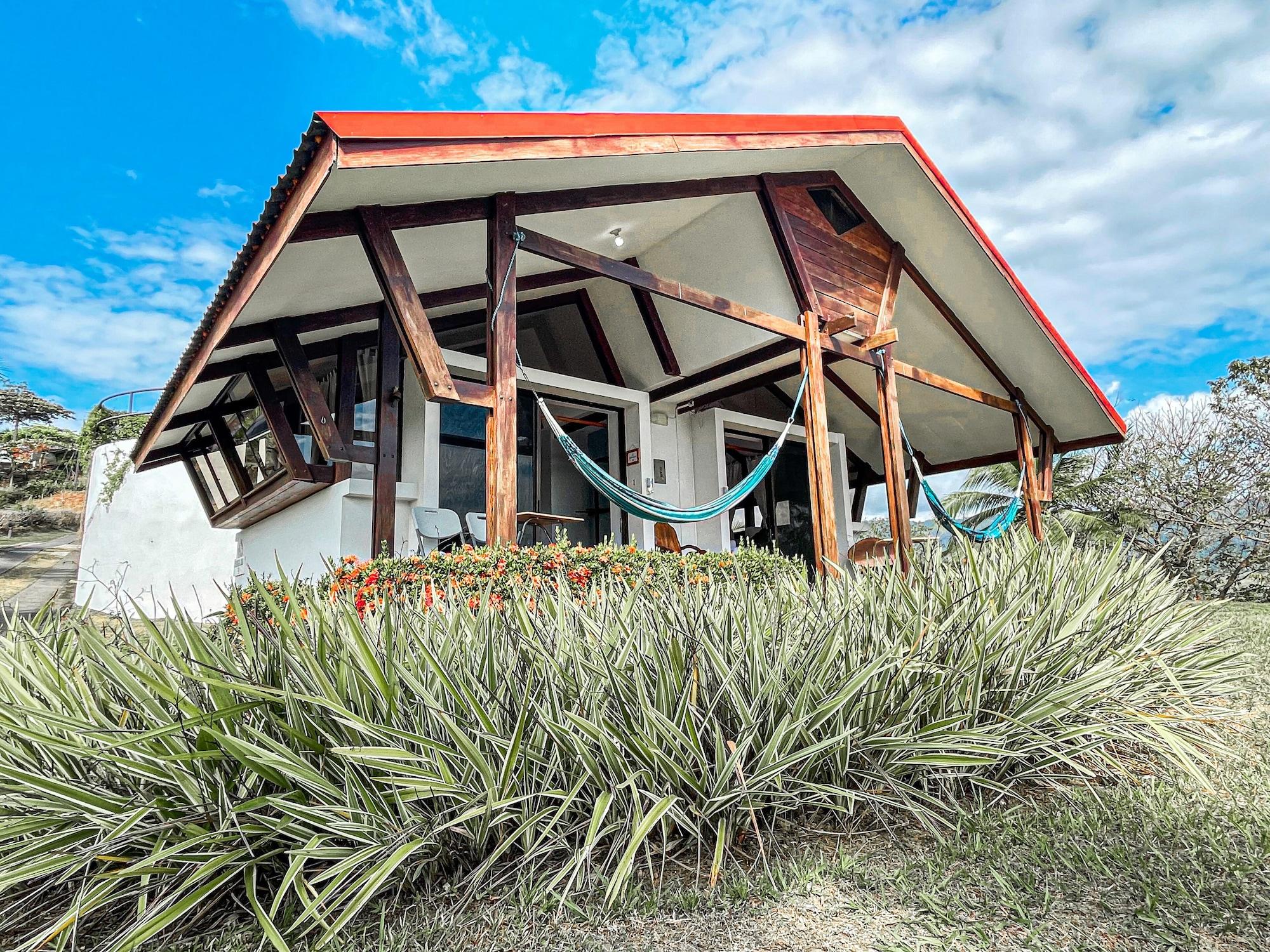 Surf Synergy All-Inclusive Surf Retreat Хако Екстер'єр фото