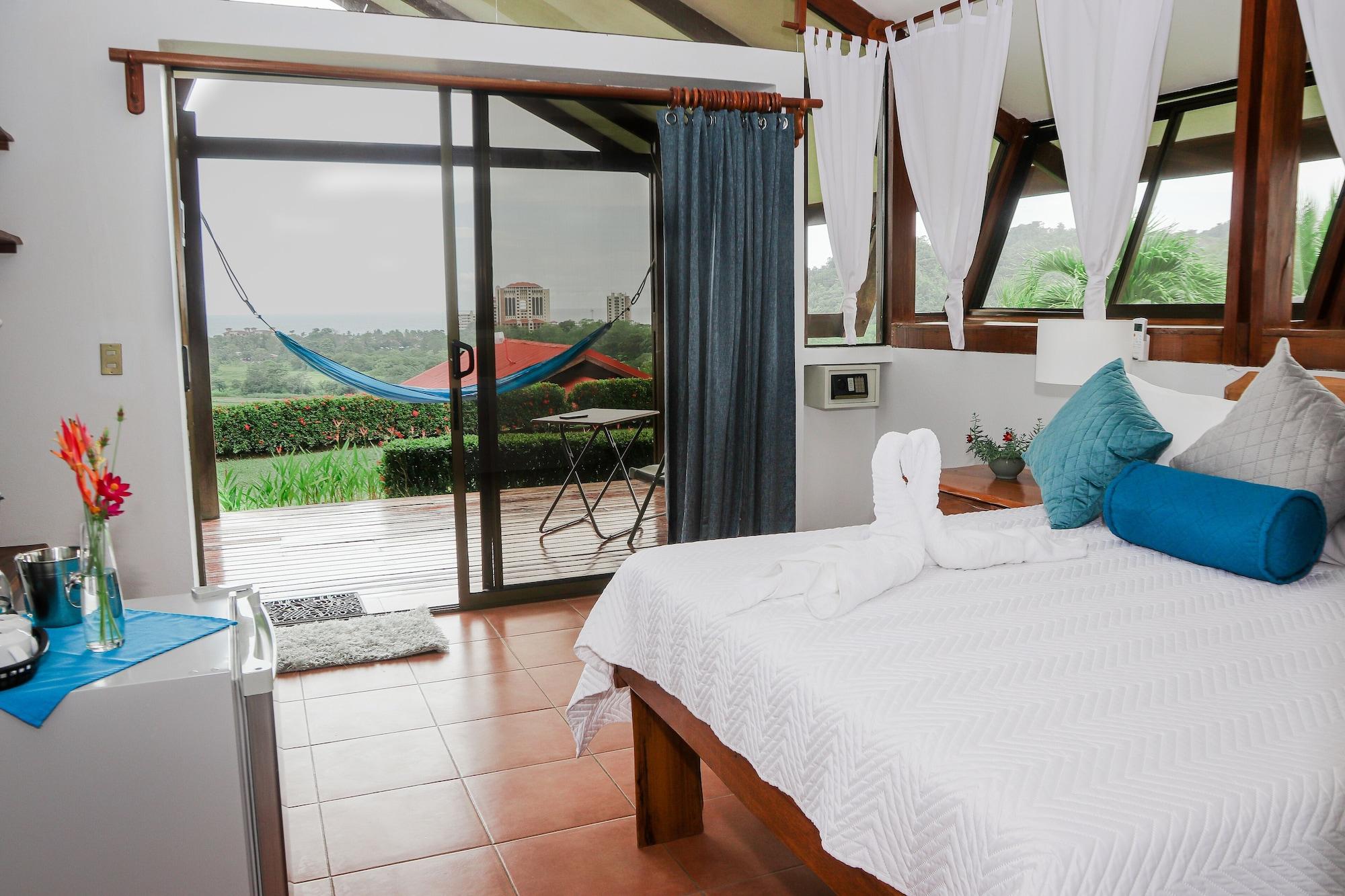 Surf Synergy All-Inclusive Surf Retreat Хако Екстер'єр фото
